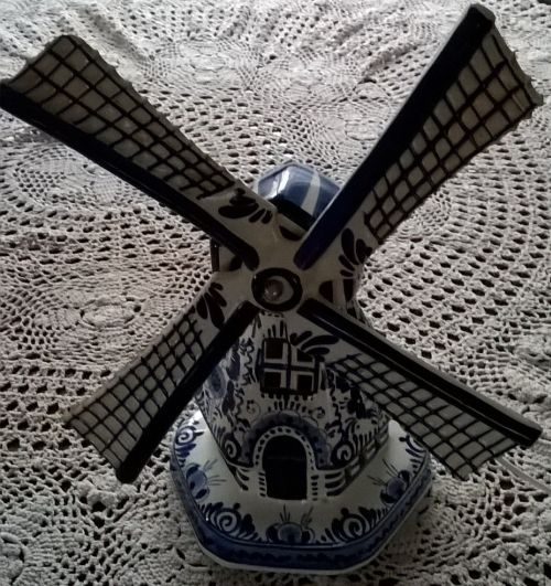 Delfts vintage windmill lamp