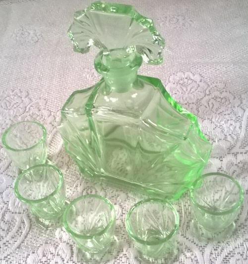 Art deco uranium glass decanter set