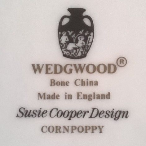 susie cooper wedgwood cornpoppy tray mark