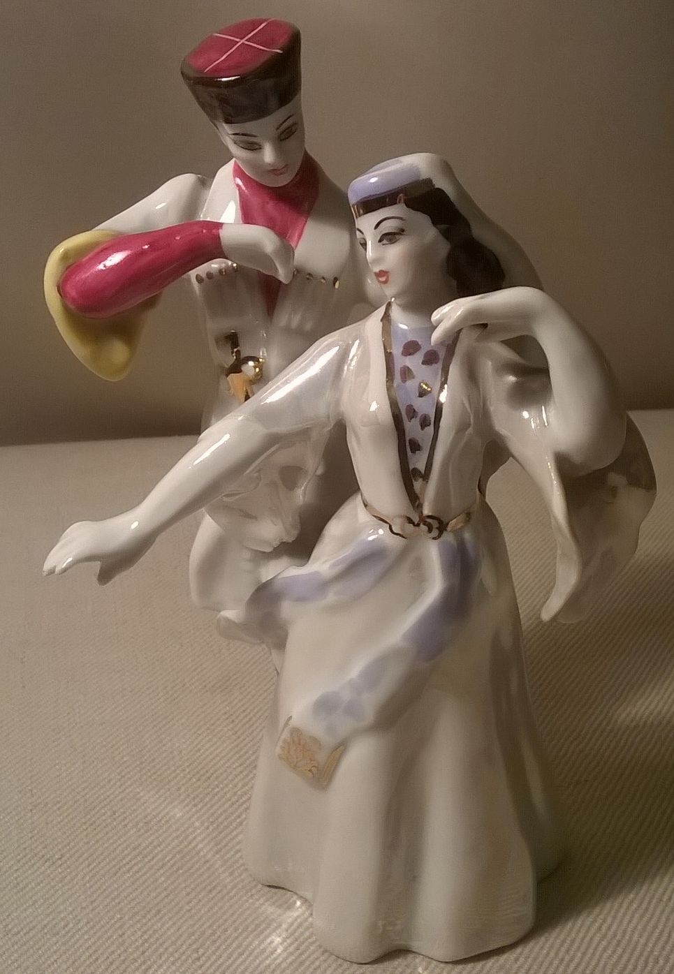 Lezginka dance Soviet Dulevo porcelain figurine