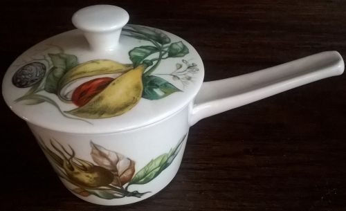 Vintage Villeroy & Boch butter warmer